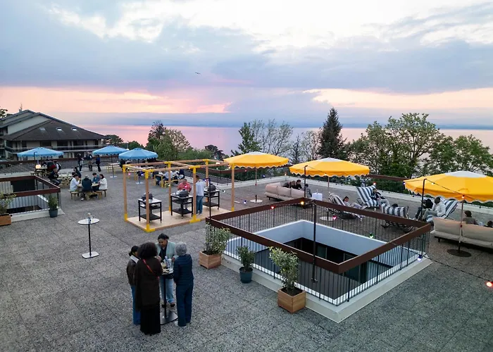 Cote Lac Hostel Evian