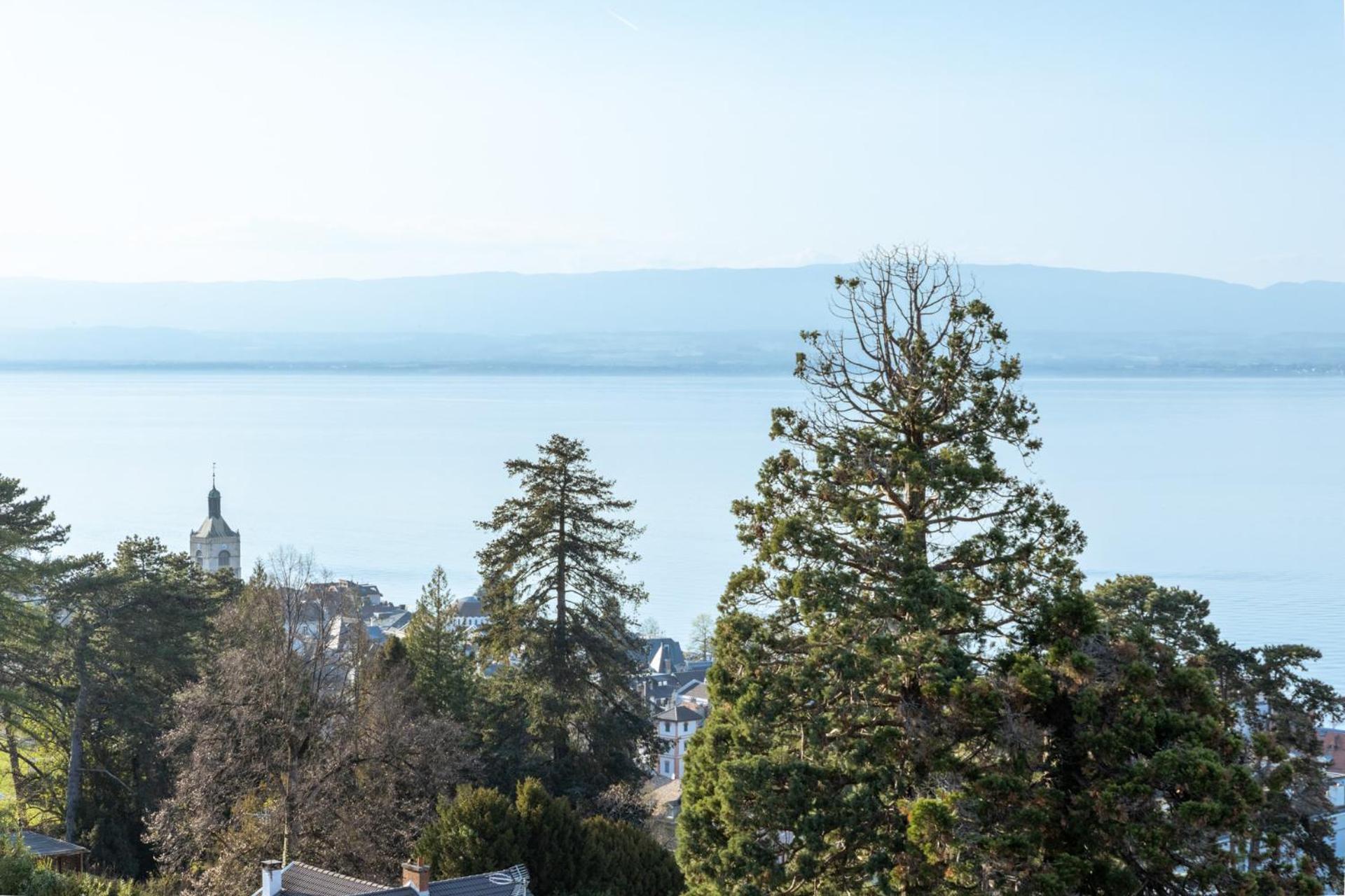 Cote * Evian-les-Bains